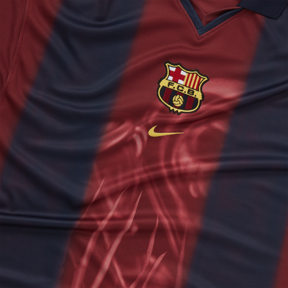Barcelona 2009 x Travis Scott Special Edition 🔥(With Shorts)