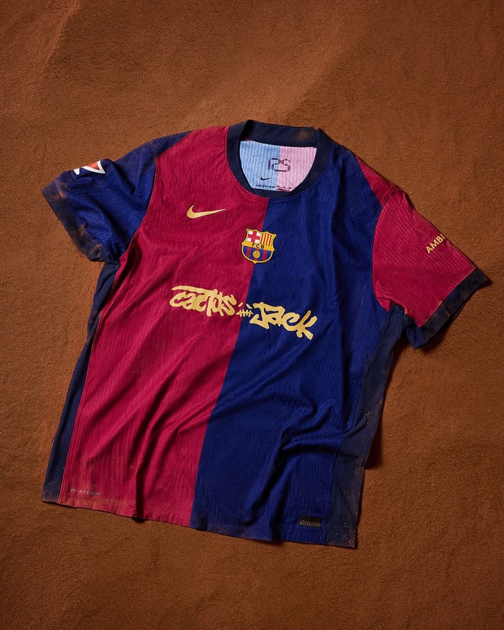 🔥 Limited Barcelona x Travis Scott Special Edition